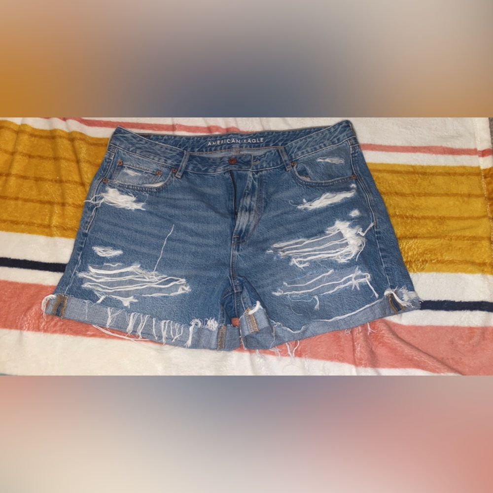 American Eagle Tomgirl Jean Shorts